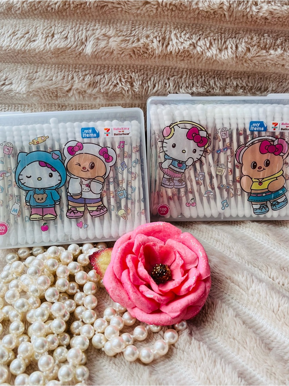 Hello Kitty x Butter Bear Q-tips Cotton Swabs, First Aid and 200 Counts Set.